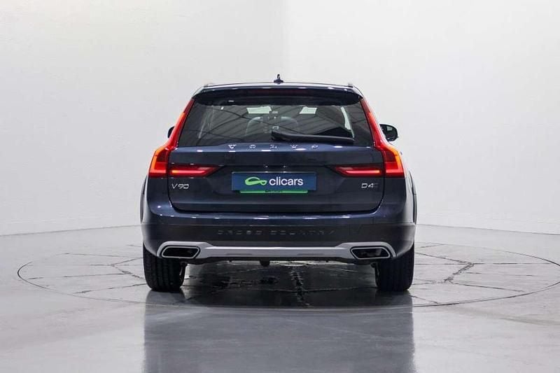 Usado Volvo V90 CC 190 CV (139 kW) 2019 Azul Familiar
