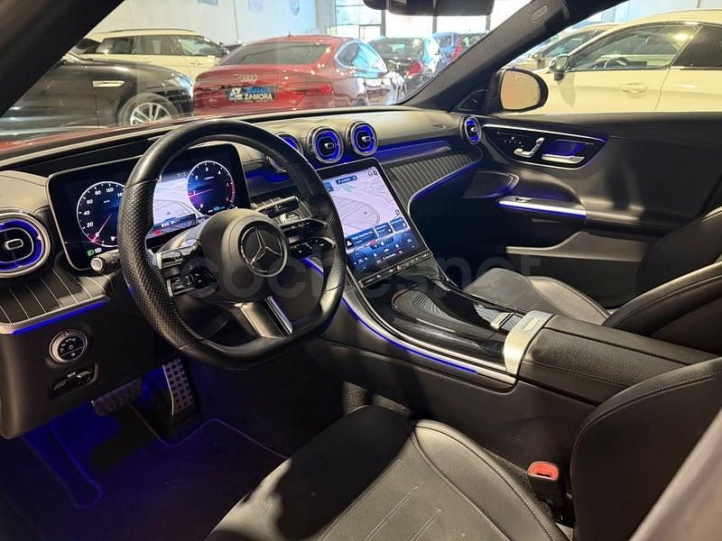 Usado Mercedes C220 200 CV (147 kW) 2022 Rojo Familiar