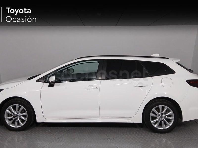 Usado Toyota Corolla Active 140 CV (102 kW) 2023 Blanco Familiar
