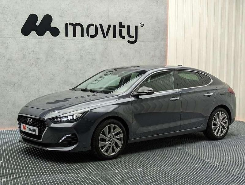 Gris Usado 2018 Hyundai i30 Style Berlina | 14.490 € (Precio justo) - Imagen 1/4