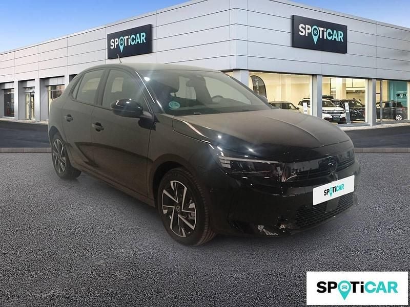 Usado Opel Corsa 100 CV (73 kW) 2025 Negro Utilitario