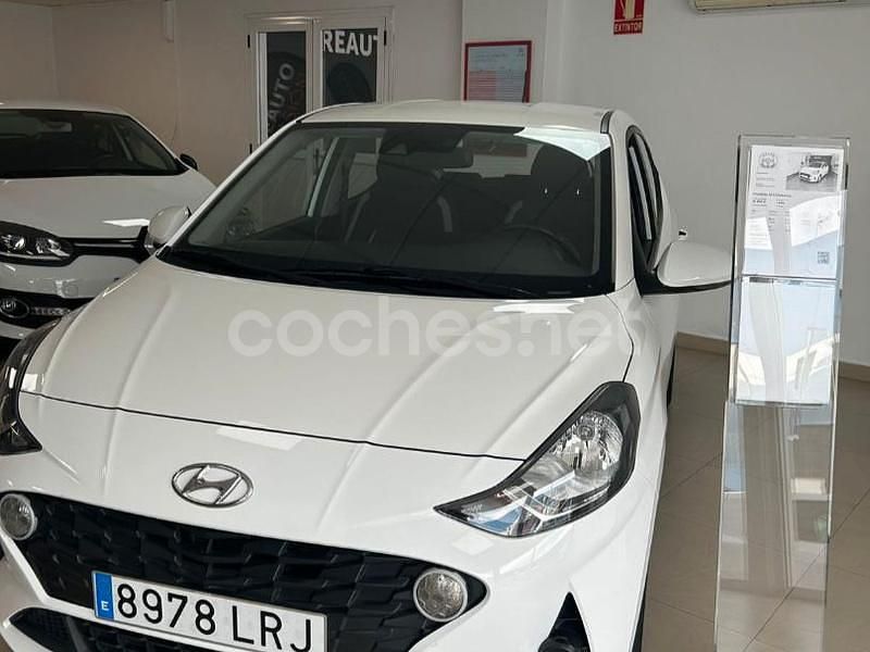 Usado Hyundai i10 67 CV (49 kW) 2021 Blanco Utilitario