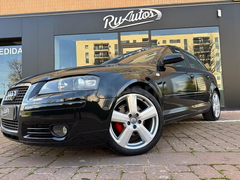 Usado Audi A3 Ambition 105 CV (77 kW) 2005 Negro Utilitario
