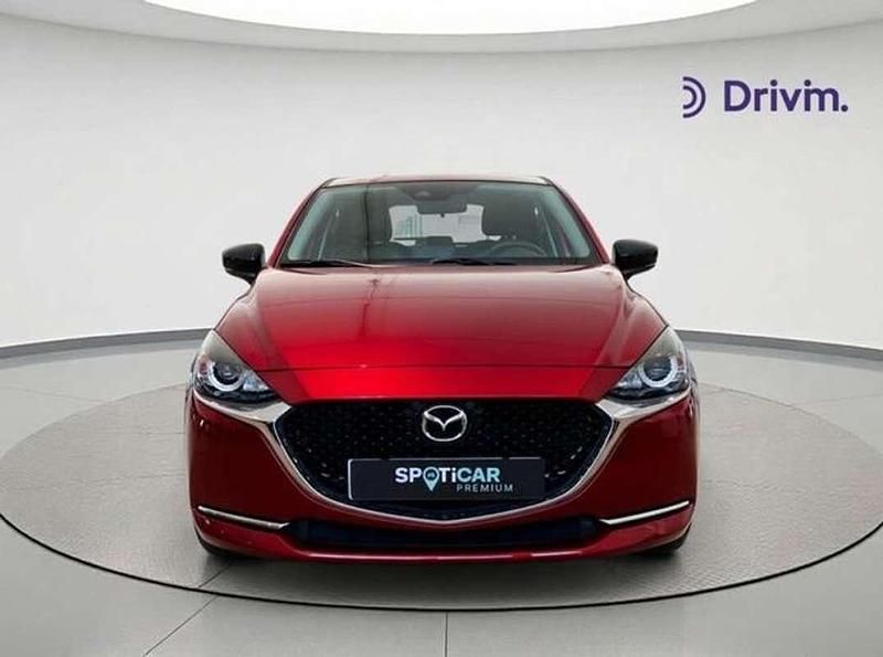 Usado Mazda 2 90 CV (66 kW) 2022 Rojo Utilitario
