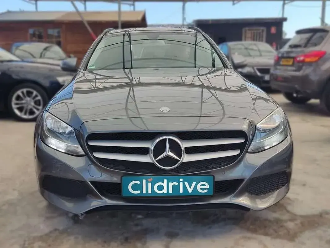 Usado Mercedes C220 170 CV (125 kW) 2017 Gris Familiar