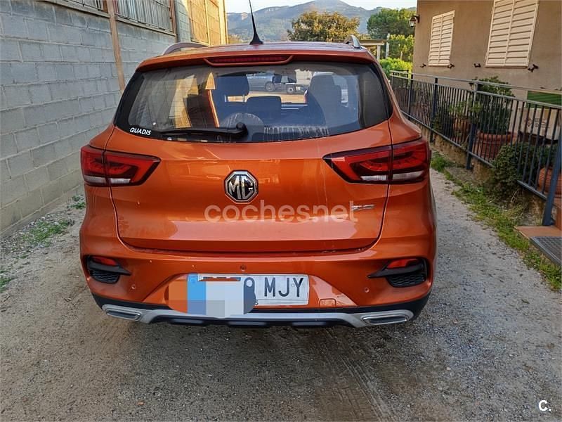 Usado MG ZS Comfort 106 CV (77 kW) 2023 Naranja SUV