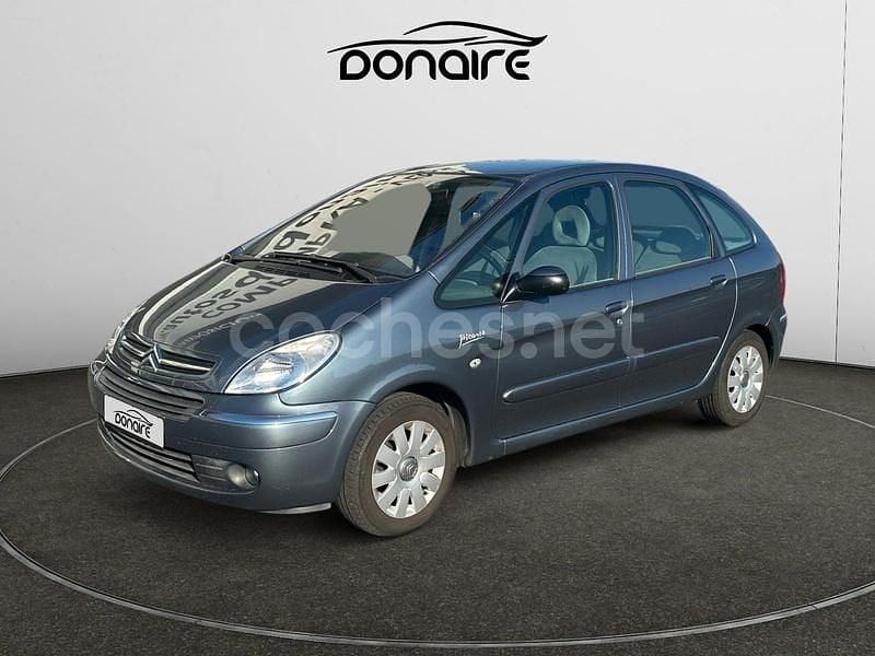 Gris Usado 2008 Citroën Xsara Picasso Exclusive Monovolumen | 5990 € (Caro) - Imagen 1/4