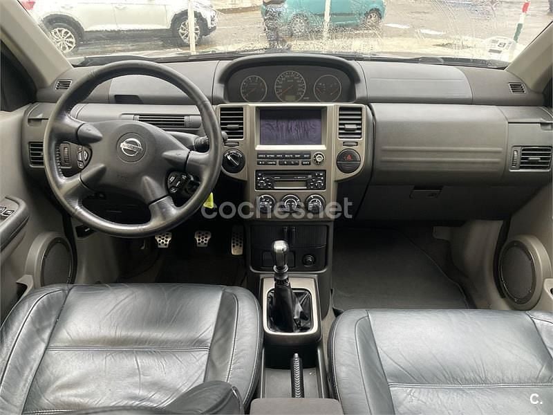 Usado Nissan X-Trail 136 CV (100 kW) 2006 Gris / plata SUV