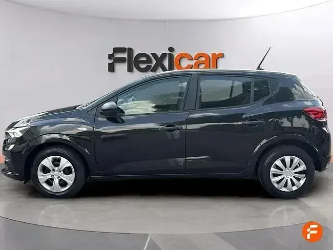Usado Dacia Sandero Essentiel 91 CV (66 kW) 2023 Negro Berlina