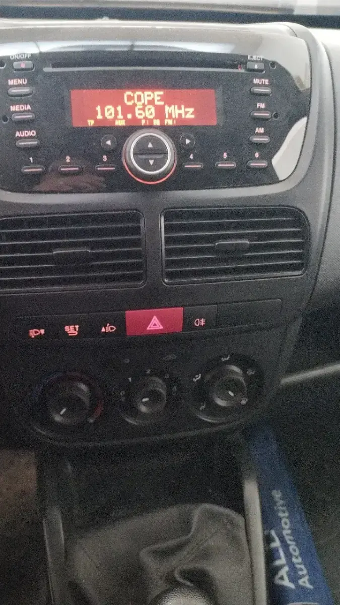 Usado Opel Combo 95 CV (69 kW) 2017 Blanco Monovolumen