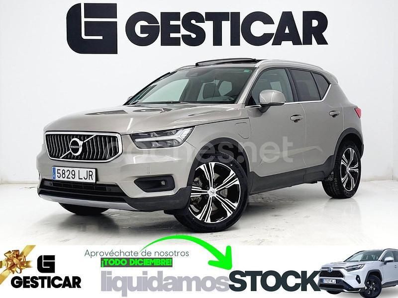Gris / plata Usado 2020 Volvo XC40 Inscription SUV | 30.990 € (Caro) - Imagen 1/4