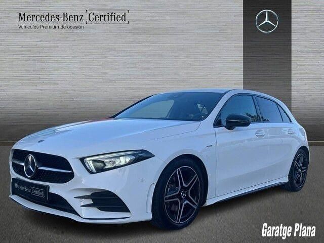 Usado Mercedes A180 116 CV (85 kW) 2022 Blanco polar