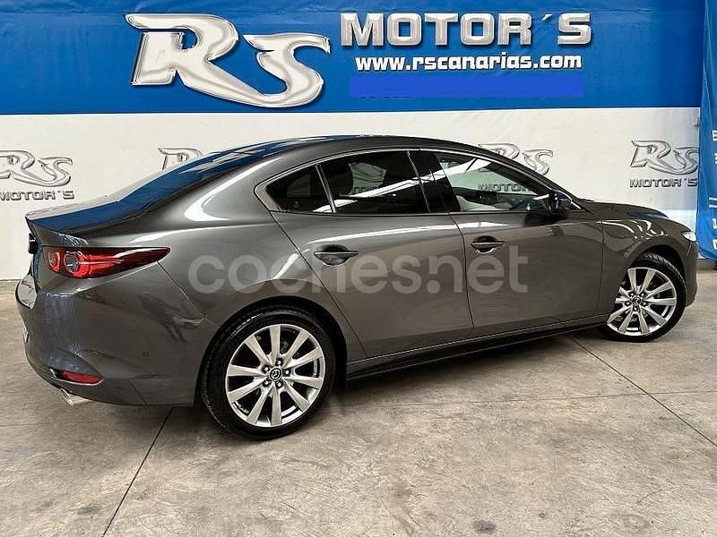 Usado Mazda 3 186 CV (136 kW) 2021 Gris / plata Berlina