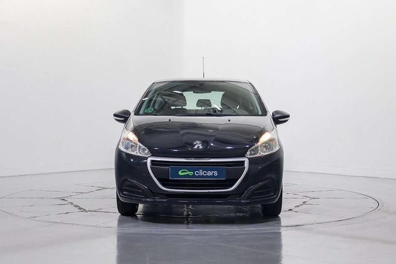Usado Peugeot 208 Access 82 CV (60 kW) 2016 Negro Utilitario