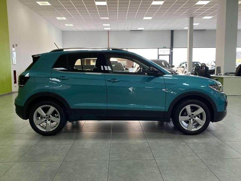 Usado VW T-Cross Sport 150 CV (110 kW) 2023 Verde SUV