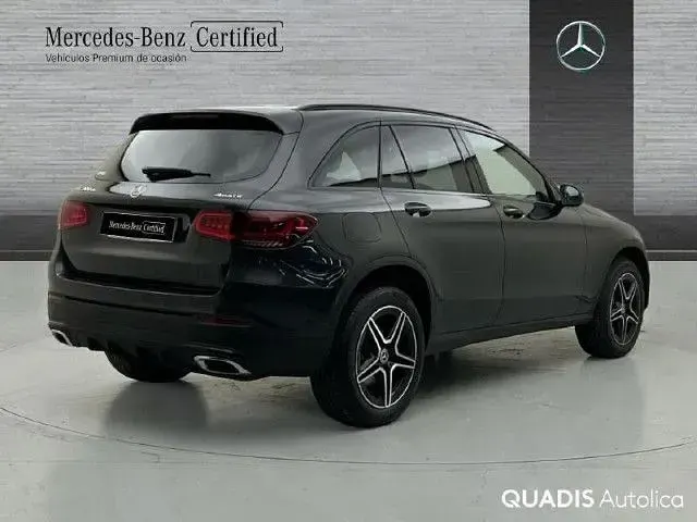 Usado Mercedes GLC300e 306 CV (225 kW) 2022 Gris grafito SUV