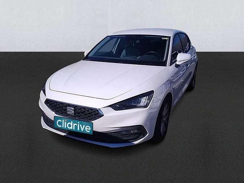 Usado Seat Leon Style 116 CV (85 kW) 2022 Blanco Utilitario