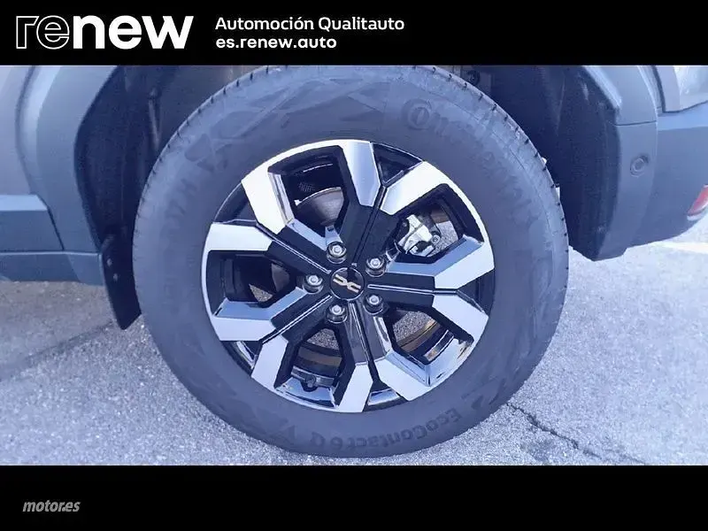 Nuevo Dacia Duster Extreme 143 CV (105 kW) 2025 Gris Berlina