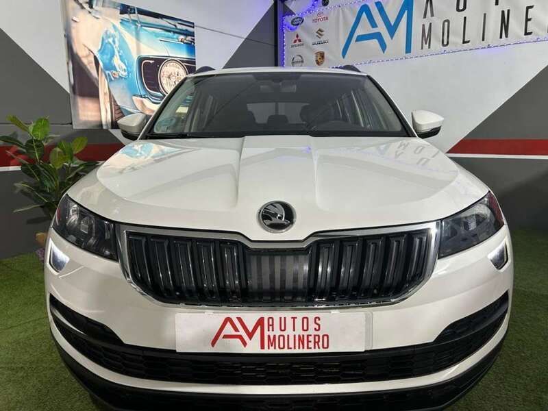 Blanco Usado 2021 Skoda Karoq Ambition SUV | 19.990 € (Buen precio) - Imagen 1/4