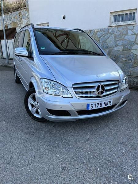 Usado Mercedes Viano 116 CV (85 kW) 2010 Gris / plata Monovolumen
