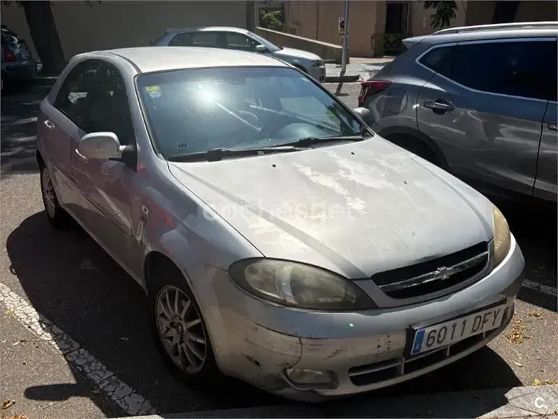 Usado Chevrolet Lacetti CDX 109 CV (80 kW) 2005 Gris / plata Berlina