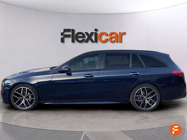 Usado Mercedes C220 200 CV (147 kW) 2022 Azul Familiar