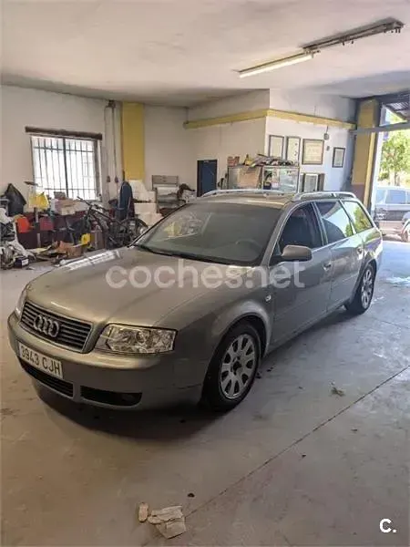 Usado Audi A6 170 CV (125 kW) 2003 Gris / plata Familiar
