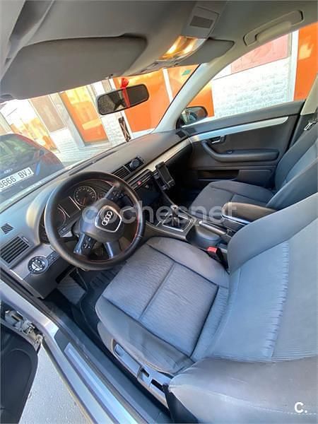 Usado Audi A4 140 CV (102 kW) 2007 Gris / plata Familiar