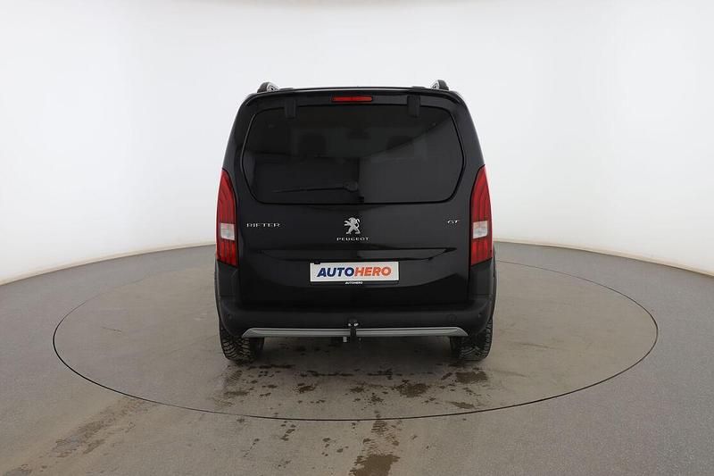 Usado Peugeot Rifter GT 102 CV (75 kW) 2021 Negro Monovolumen