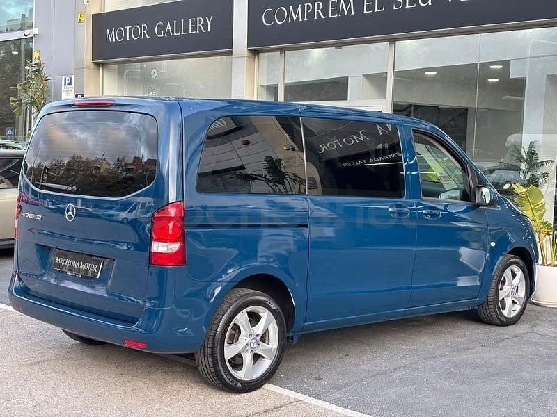 Usado Mercedes Vito Marco Polo 114 CV (83 kW) 2017 Azul Van