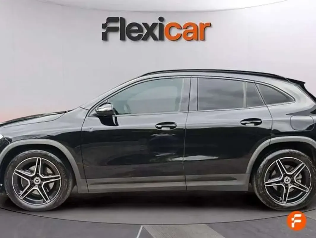 Usado Mercedes GLA220 190 CV (139 kW) 2021 Negro SUV