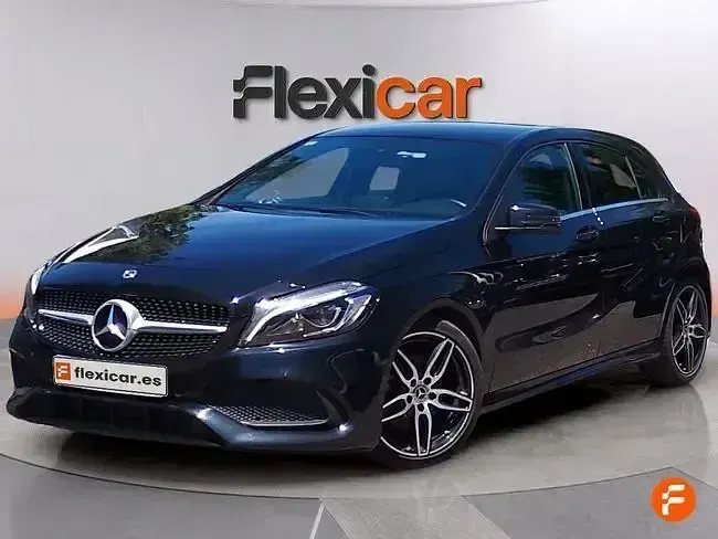 Usado Mercedes A180 122 CV (89 kW) 2018 Negro