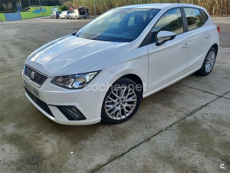 Usado Seat Ibiza Style 95 CV (69 kW) 2017 Blanco Berlina