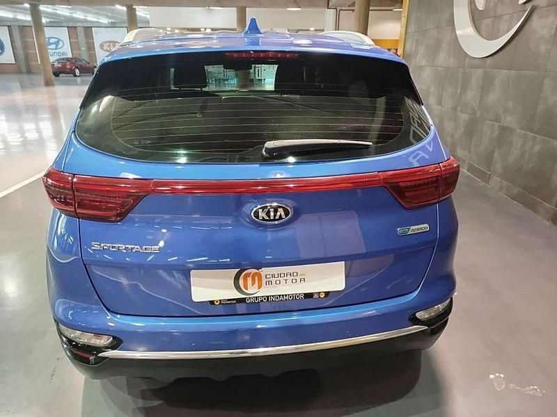 Usado Kia Sportage 116 CV (85 kW) 2019 Azul SUV