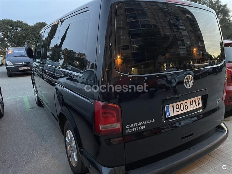 Usado VW Caravelle 140 CV (102 kW) 2014 Negro Monovolumen