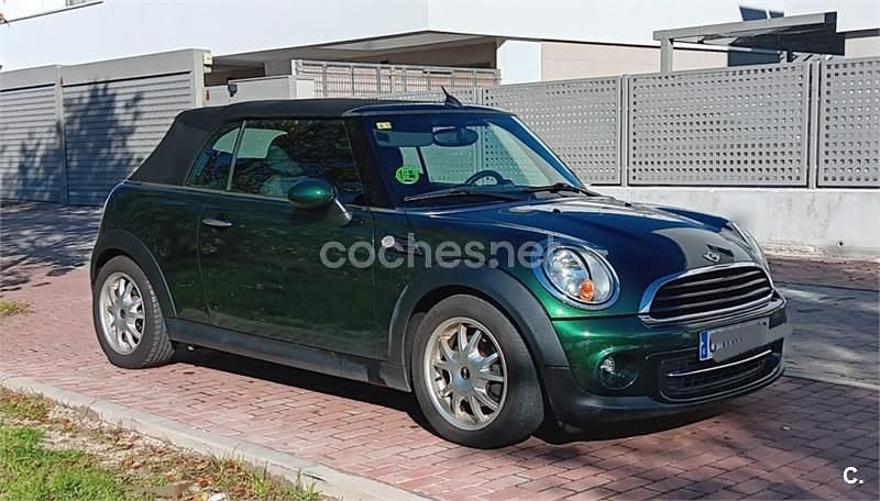 Usado Mini One Cabriolet 98 CV (72 kW) 2011 Verde Descapotable
