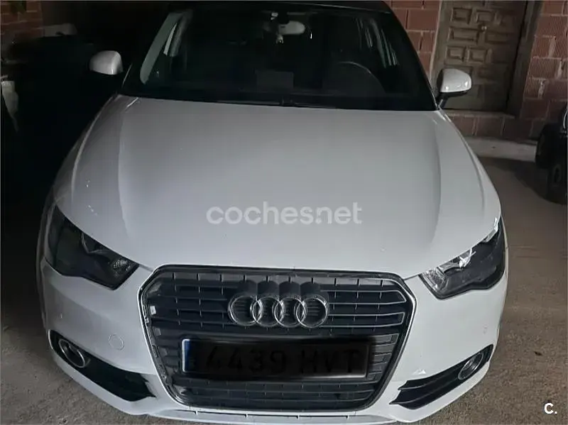 Usado Audi A1 Sportback 90 CV (66 kW) 2014 Blanco Utilitario