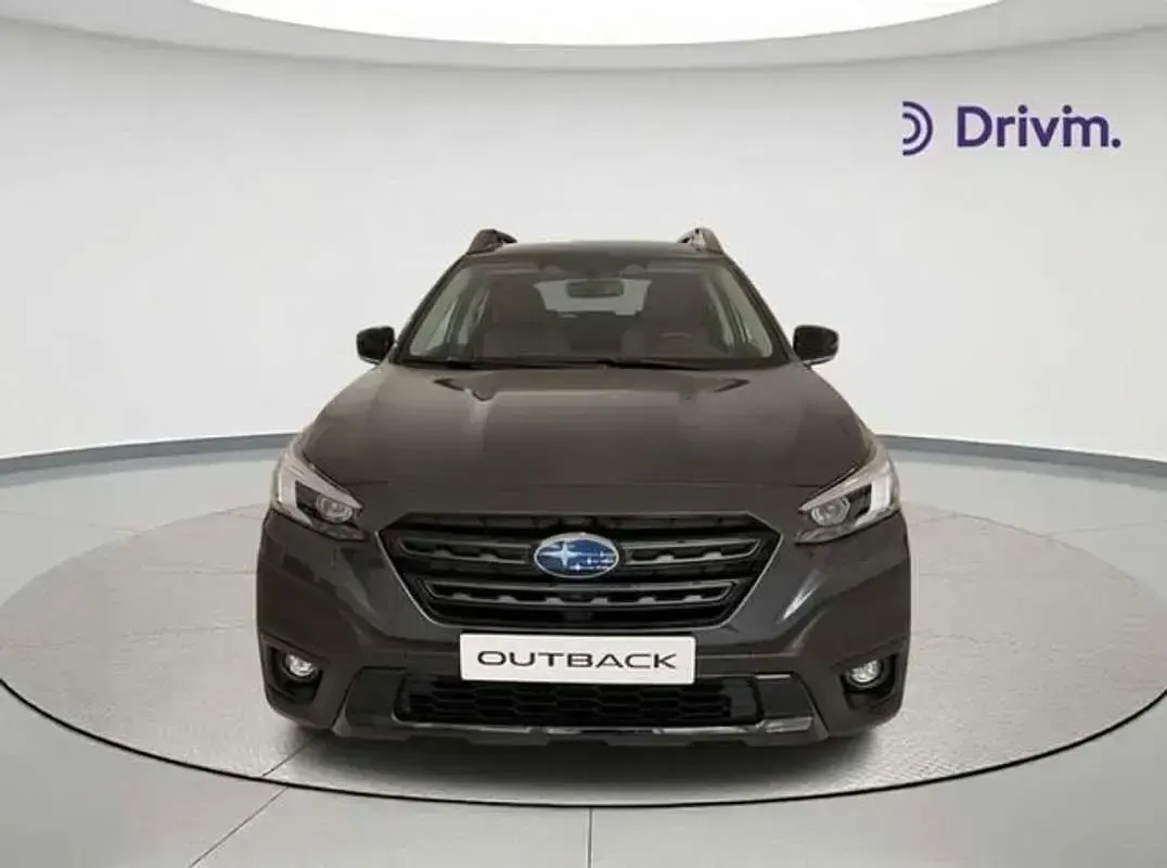 Usado Subaru Outback 170 CV (125 kW) 2021 Gris Familiar