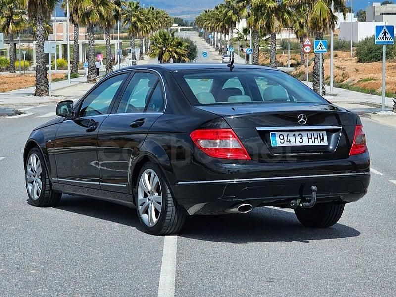 Usado Mercedes C220 Avantgarde 170 CV (125 kW) 2009 Negro Berlina