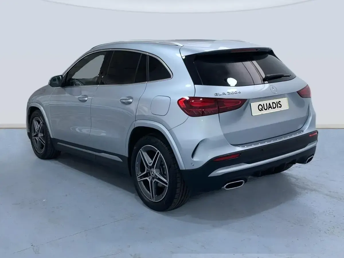 Brugt Mercedes GLA200 150 HK (110 kW) 2025 Grå SUV