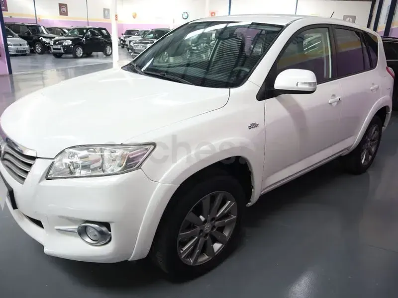 Usado Toyota RAV4 Executive 150 CV (110 kW) 2013 Blanco SUV