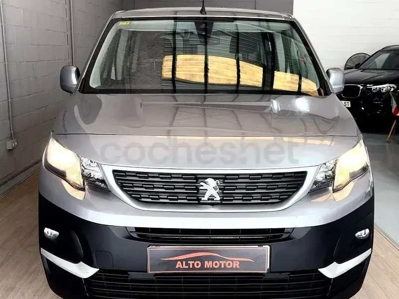 Käytetty Peugeot Rifter Active 130 HP (95 kW) 2020 Harmaa Tila-auto