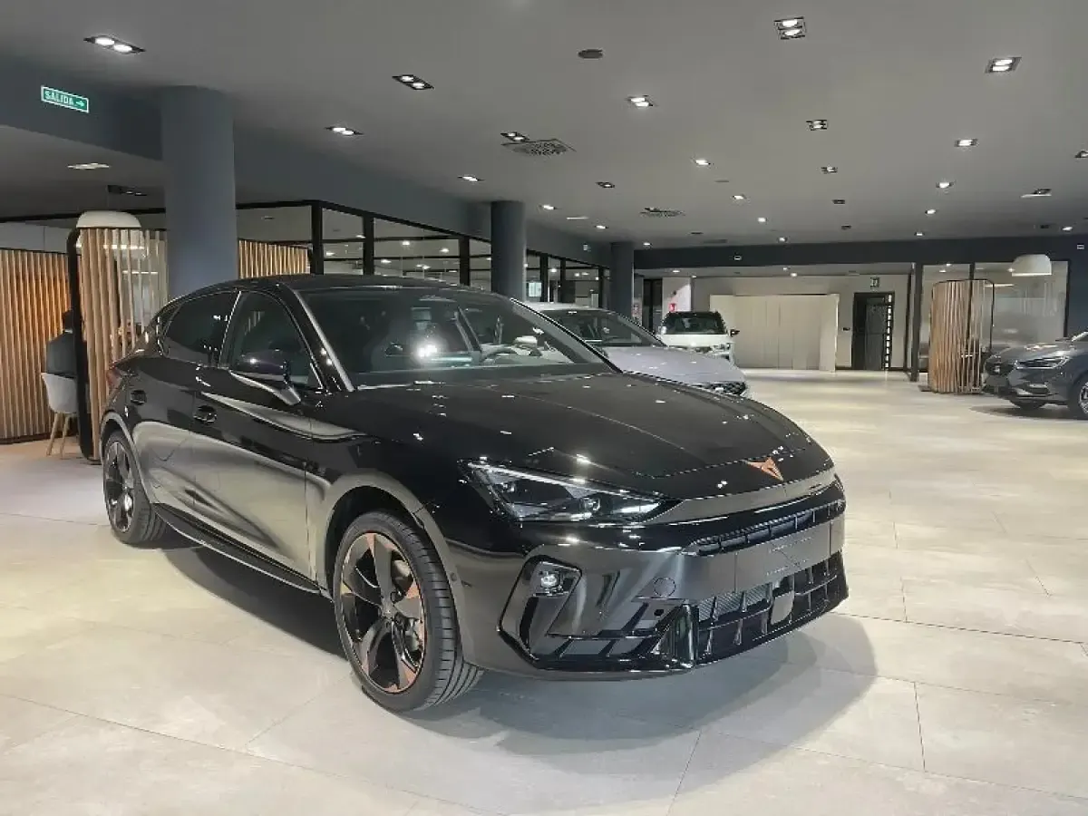 Nuevo Cupra Leon 150 CV (110 kW) 2026 Negro