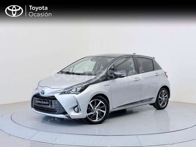 Gris / plata Usado 2019 Toyota Yaris Hybrid Berlina | 12.900 € (Super precio) - Imagen 1/4