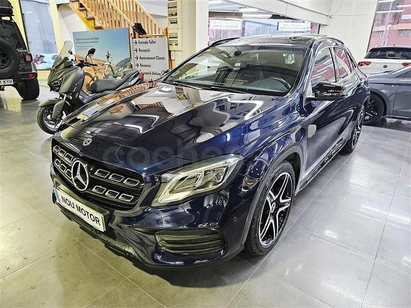 Usado Mercedes GLA200 136 CV (100 kW) 2018 Azul SUV