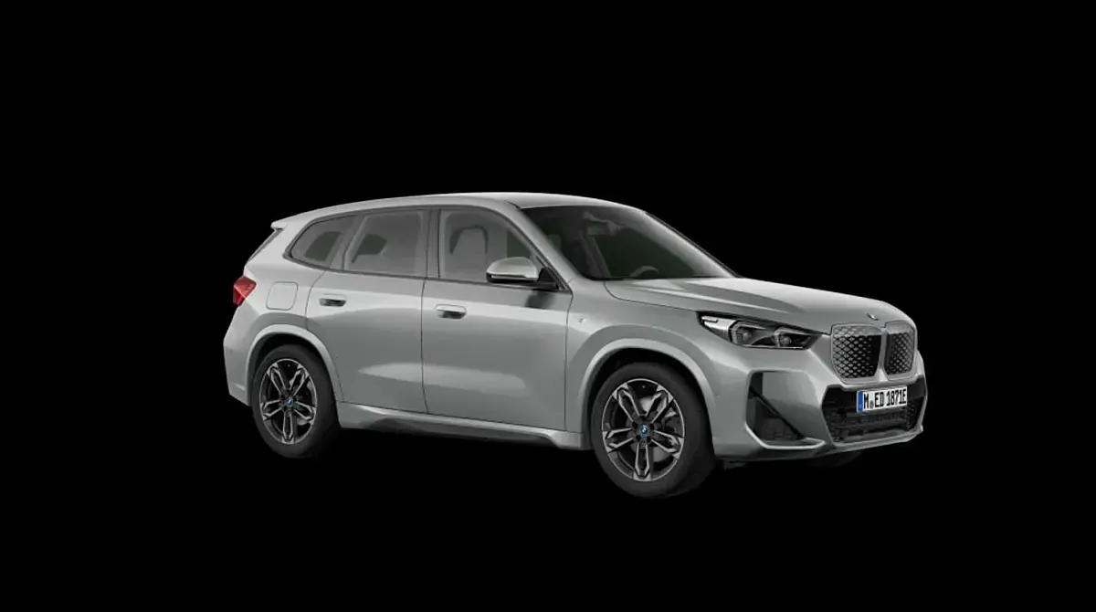 Usado BMW iX1 xLine 230 kW (313 CV) 2024 Plateado SUV