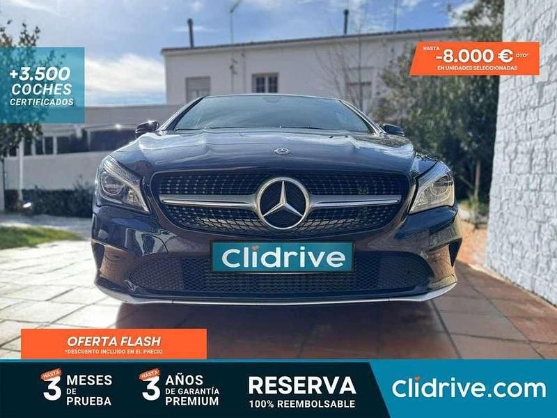 Usado Mercedes CLA200 136 CV (100 kW) 2018 Azul Coupe