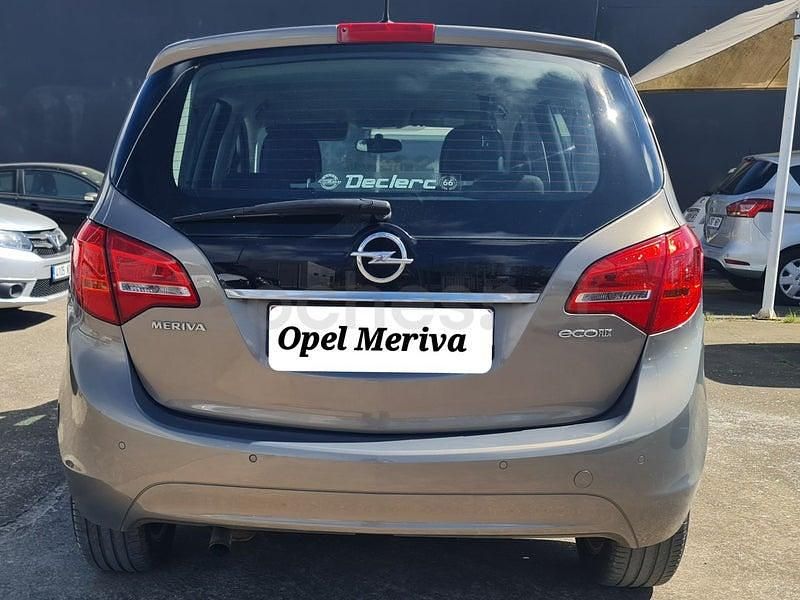 Usado Opel Meriva Selective 95 CV (69 kW) 2014 Beige Monovolumen