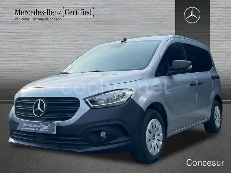 Usado Mercedes Citan 110 95 CV (69 kW) 2023 Gris / plata Familiar