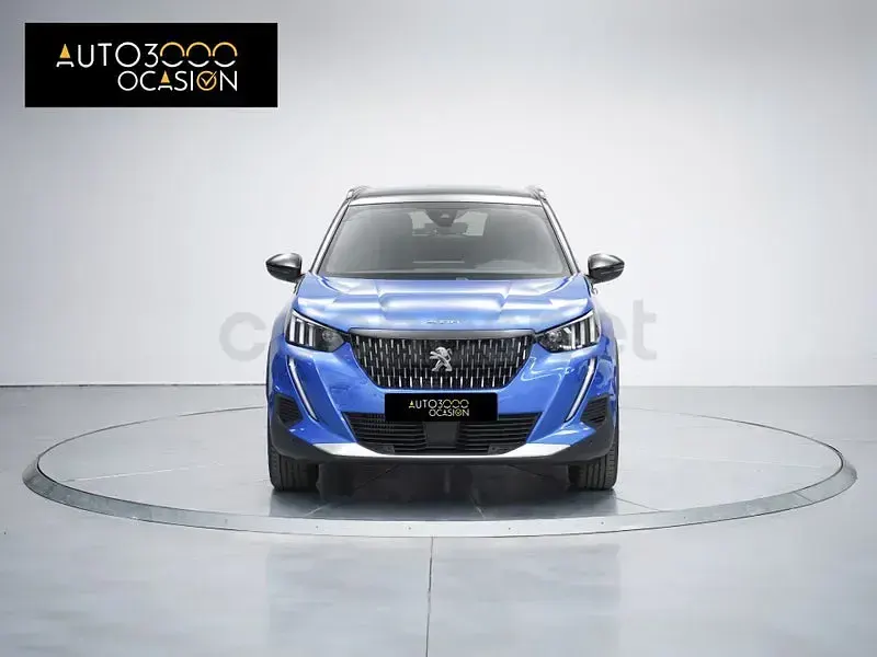 Usado Peugeot 2008 GT 130 CV (95 kW) 2023 Azul SUV